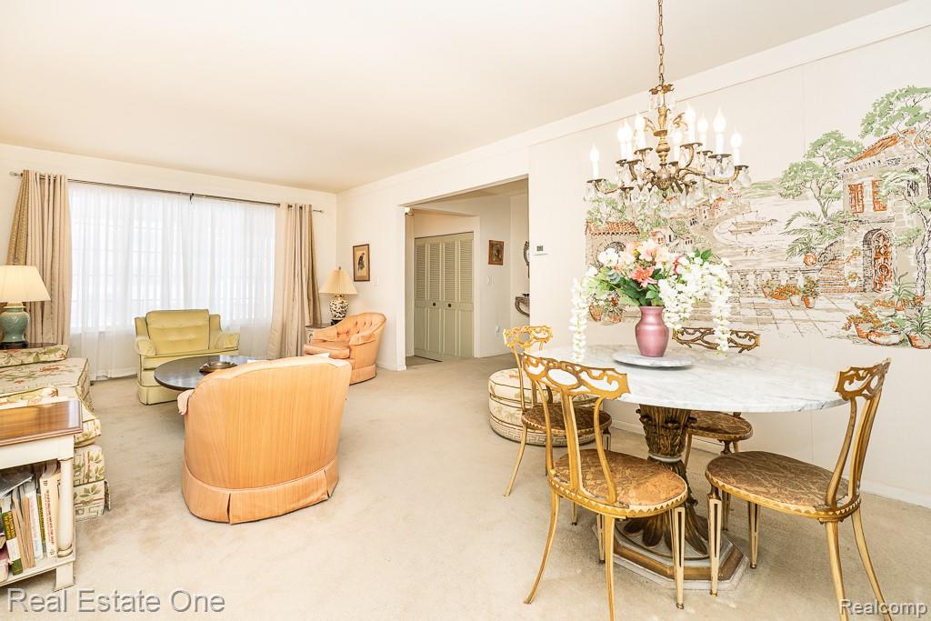 409 Fox Hills Drive N Unit: 95