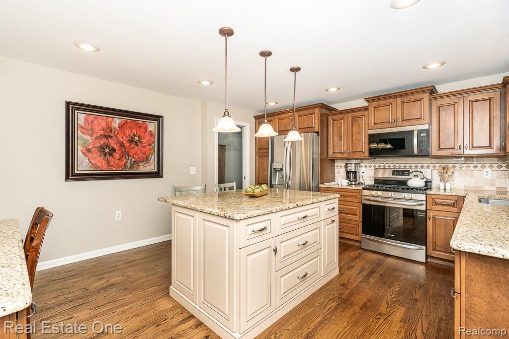 395 Wimpole Drive
