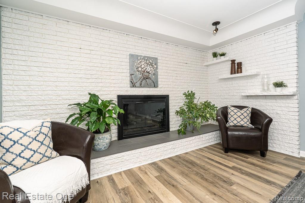 395 Wimpole Drive