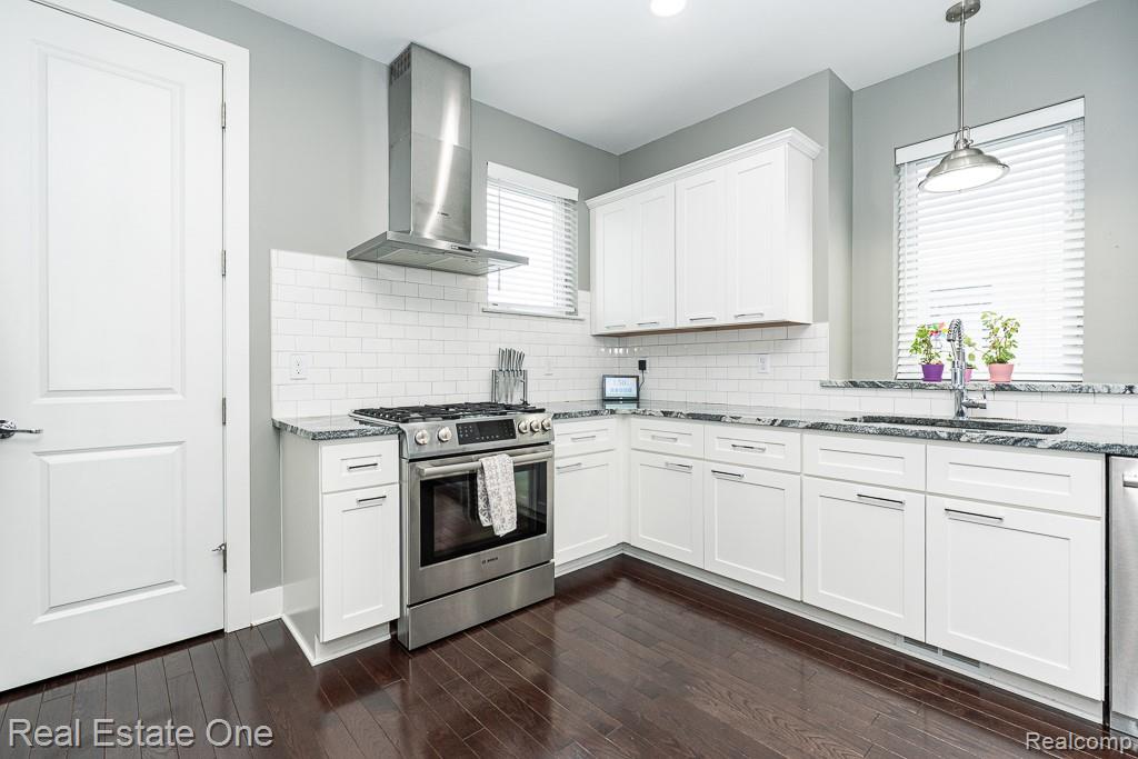 117 N Dorchester Avenue