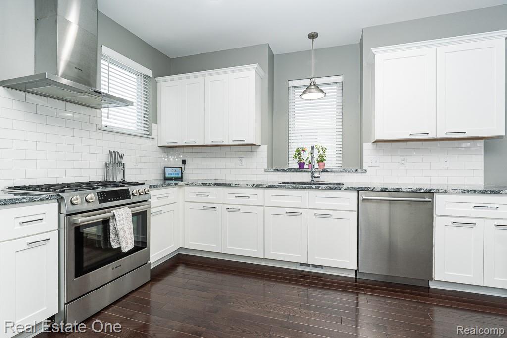 117 N Dorchester Avenue