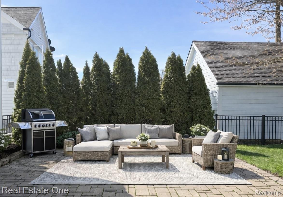 117 N Dorchester Avenue