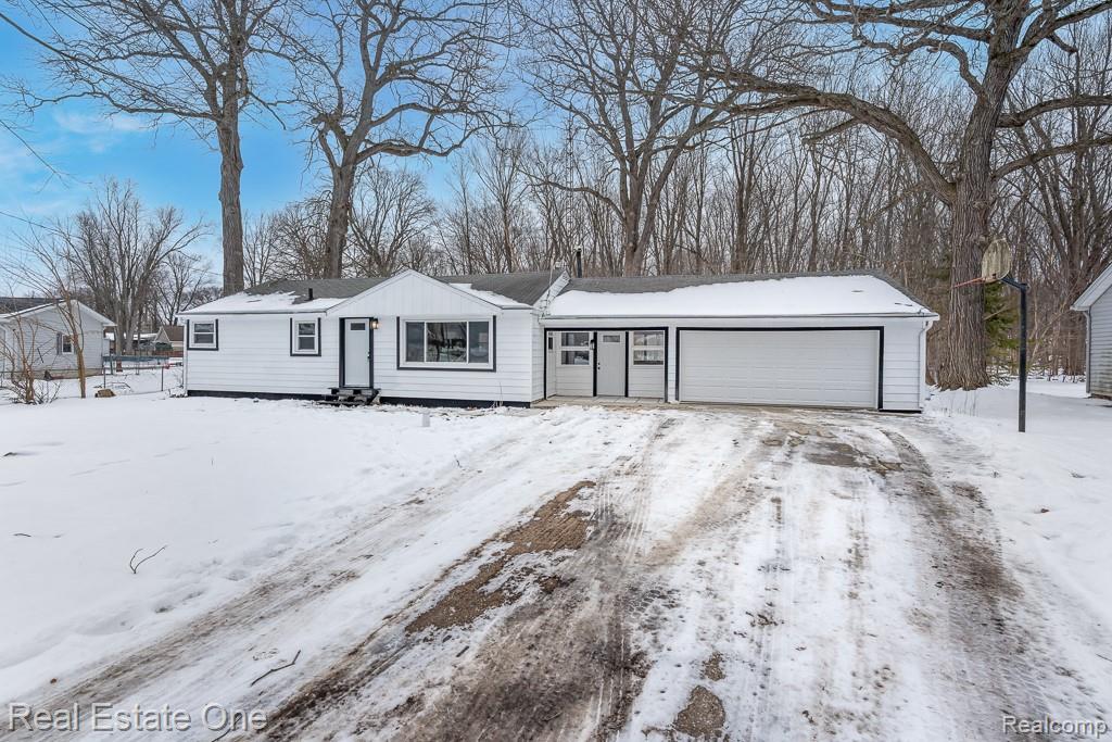 2031 Woodland Pass