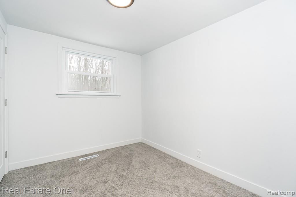 2031 Woodland Pass
