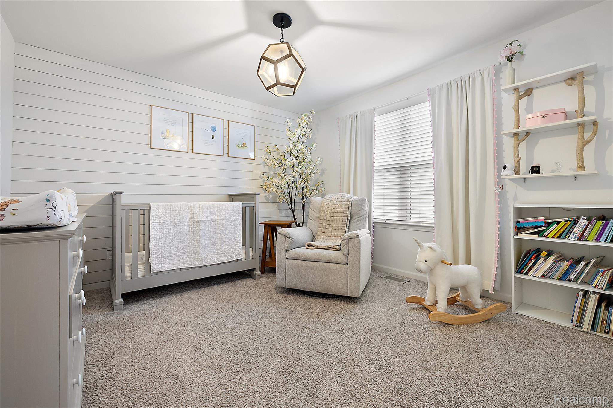 4201 Kent Road