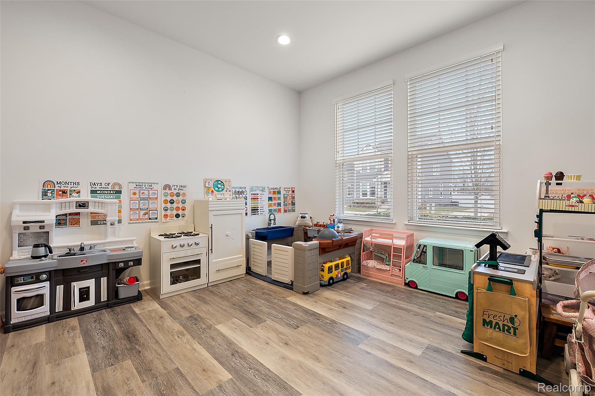 4201 Kent Road