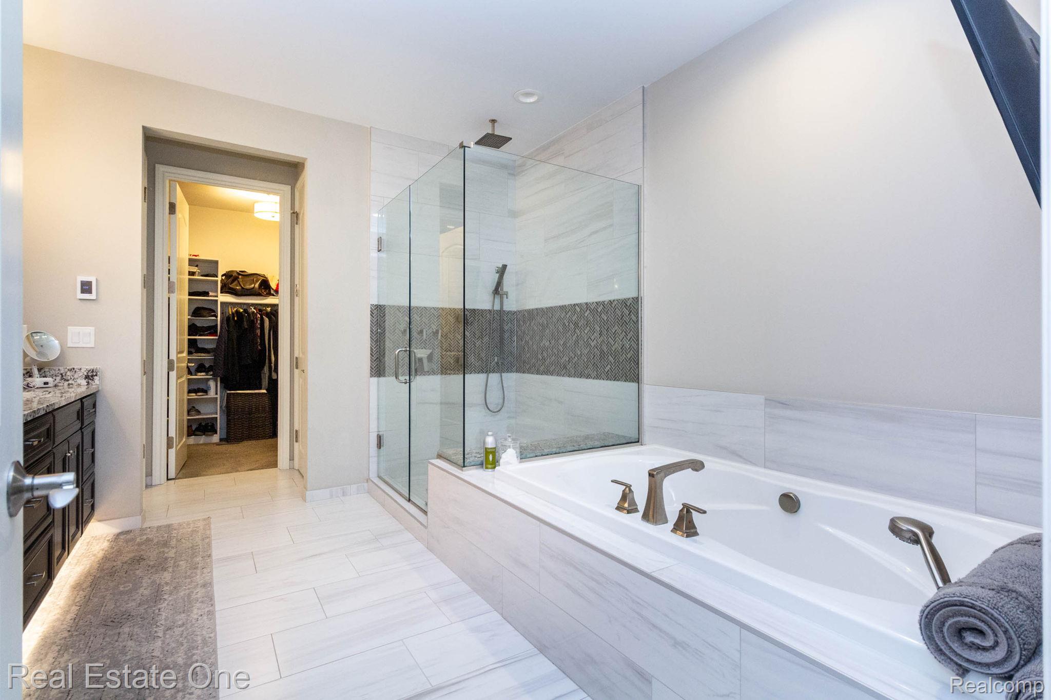 2222 Sanctuary Court Court Unit: 2