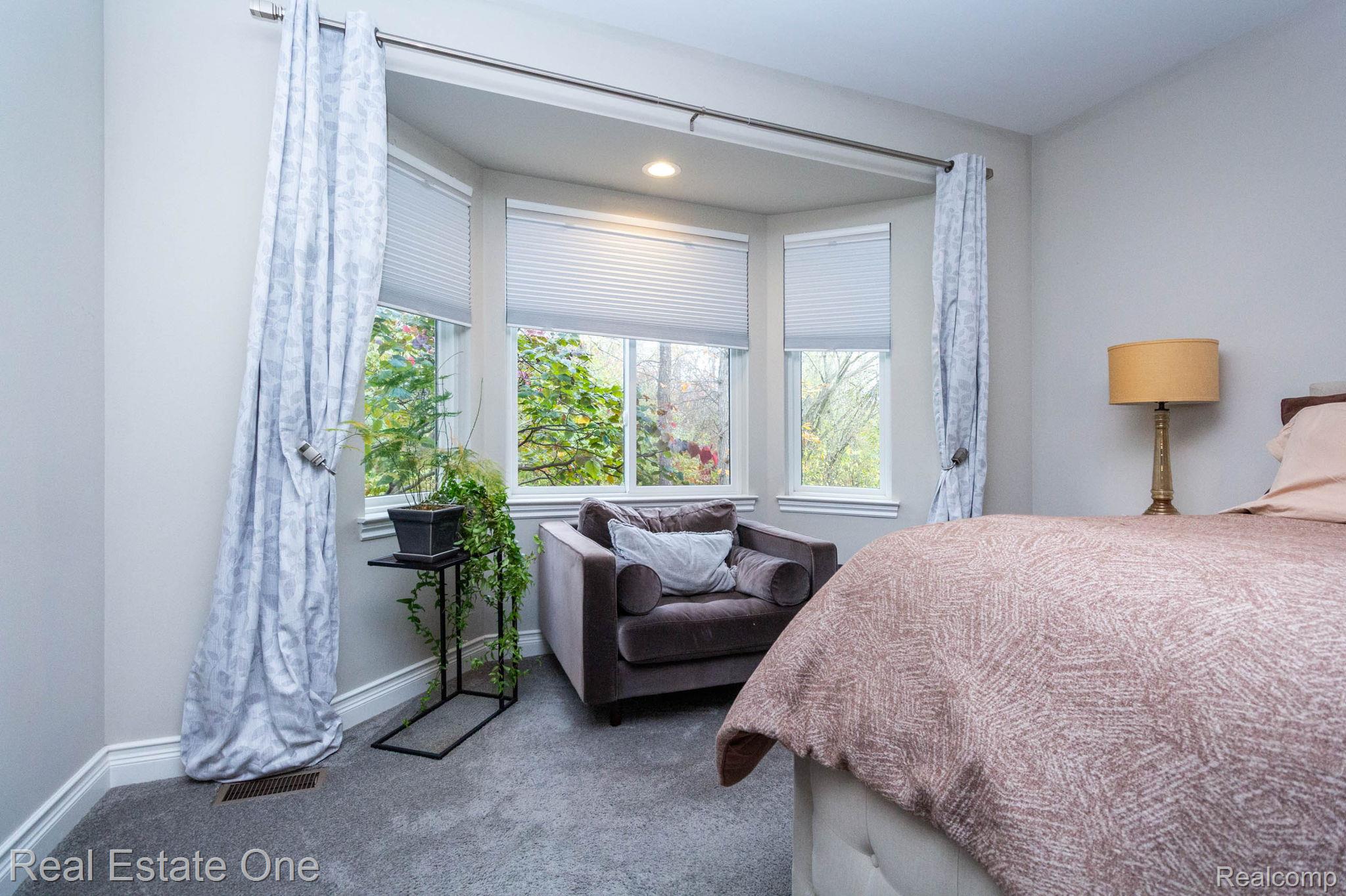 2222 Sanctuary Court Court Unit: 2