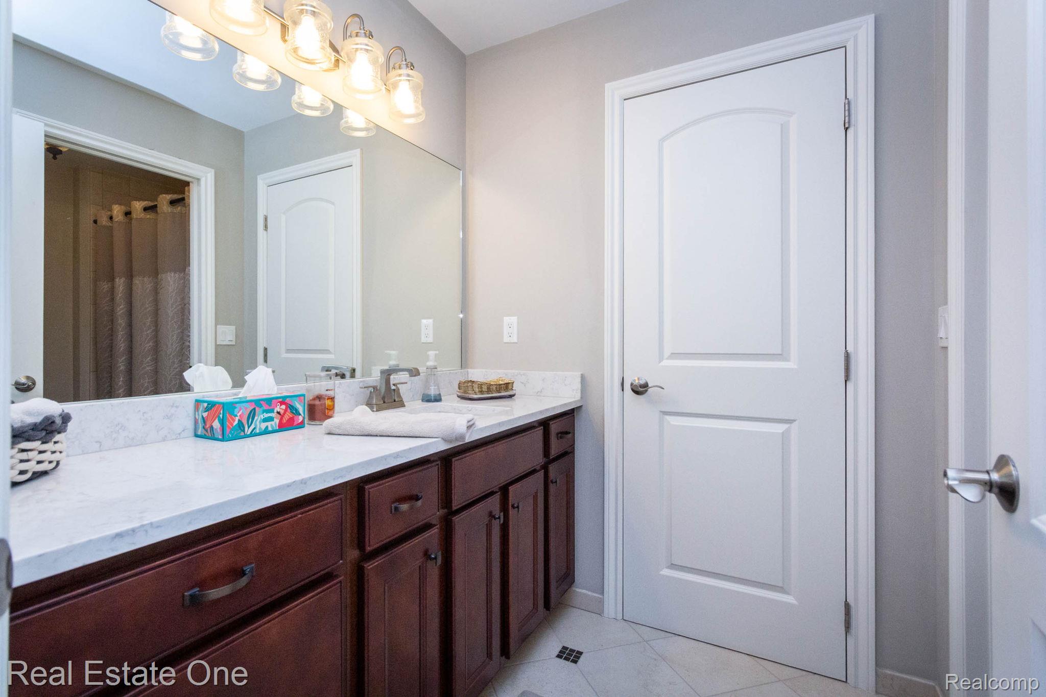 2222 Sanctuary Court Court Unit: 2