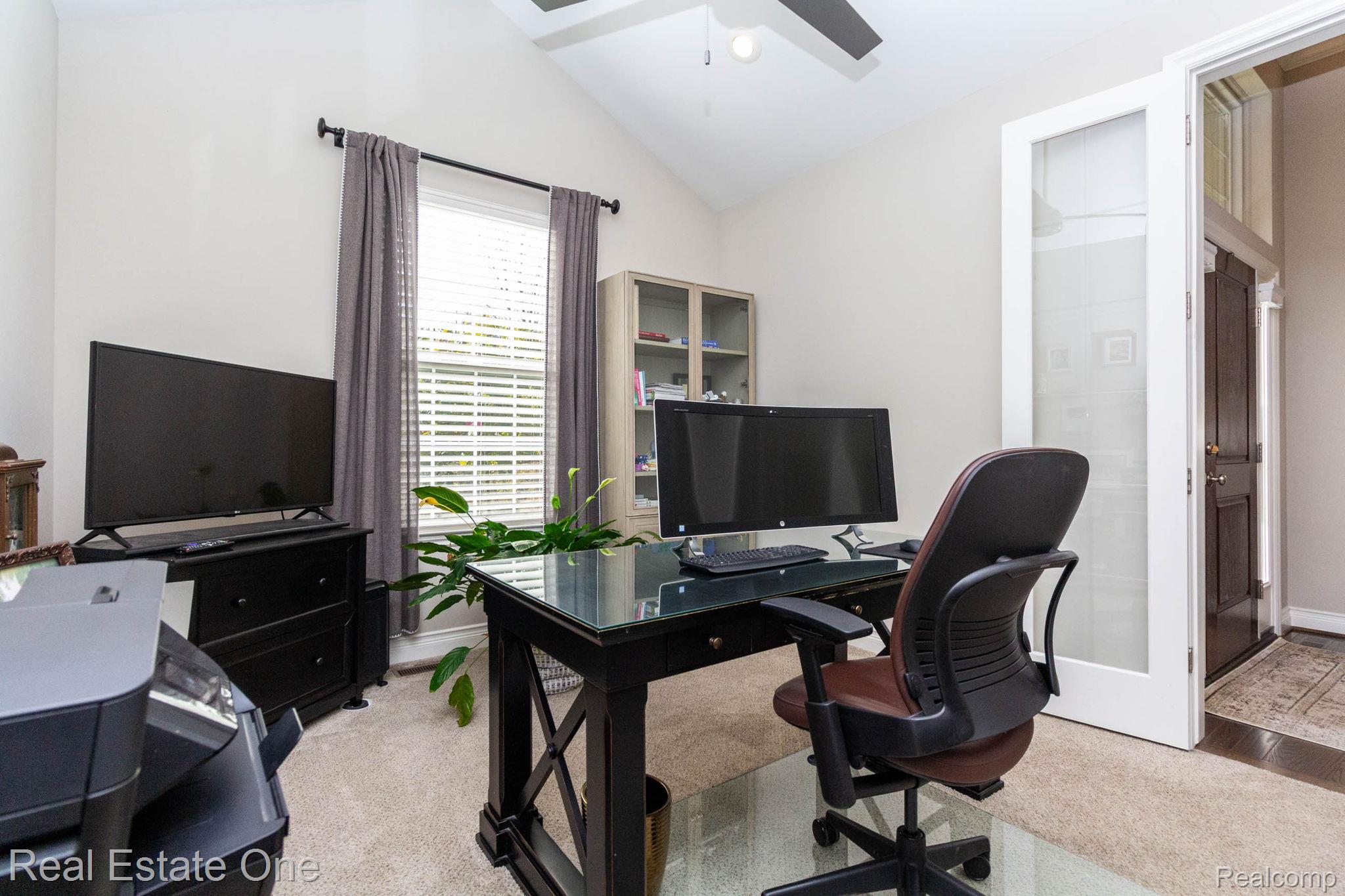 2222 Sanctuary Court Court Unit: 2