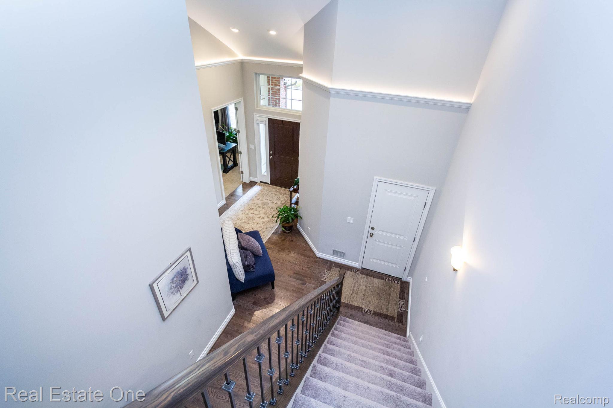 2222 Sanctuary Court Court Unit: 2