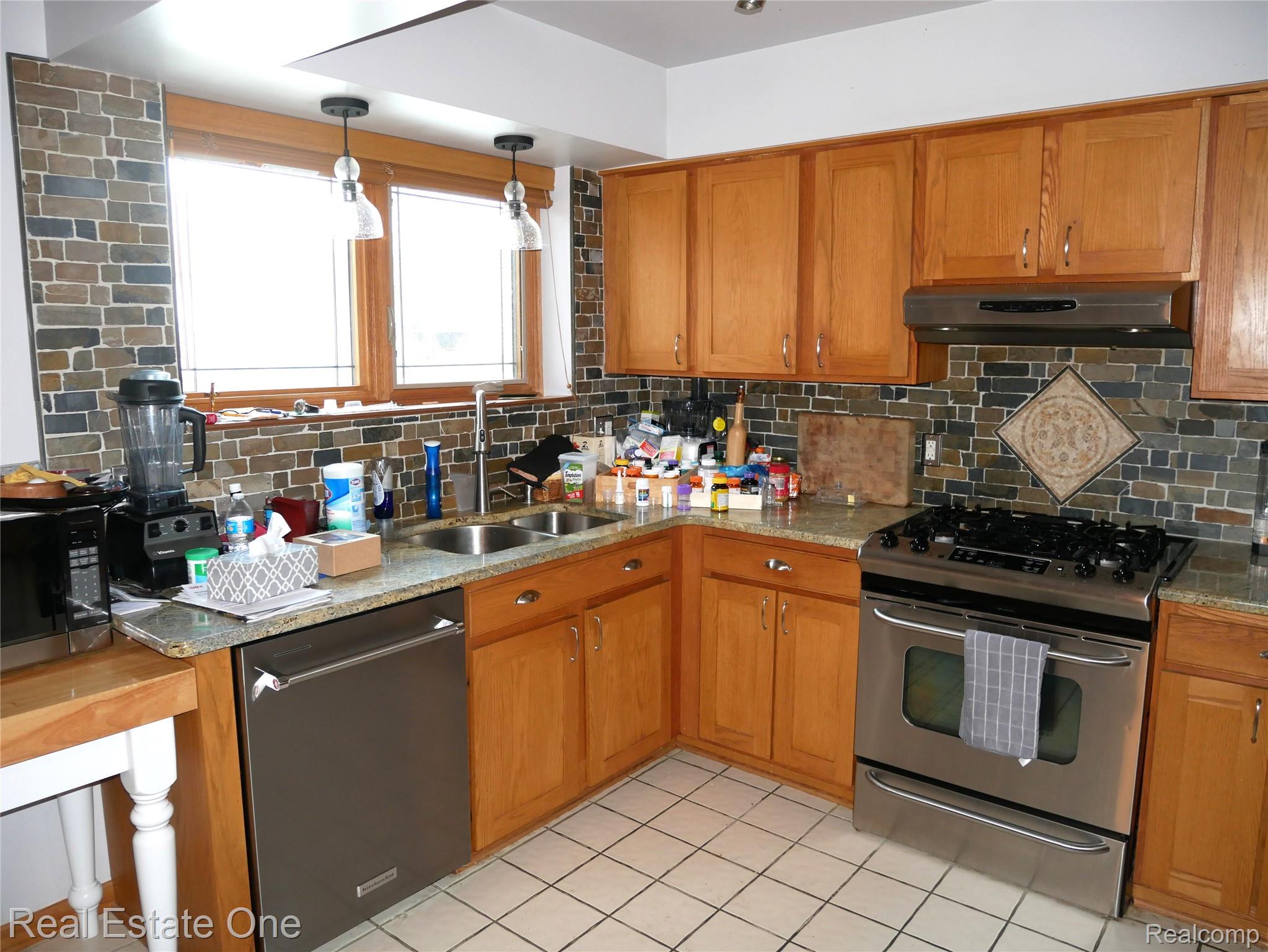 12704 Beresford Drive