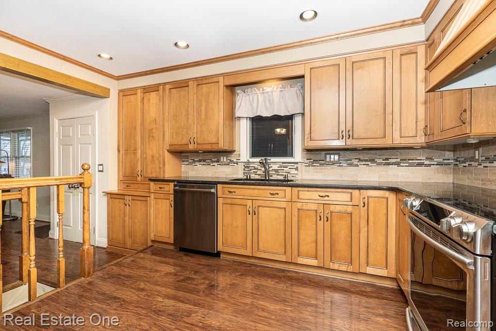 354 Reitman Court