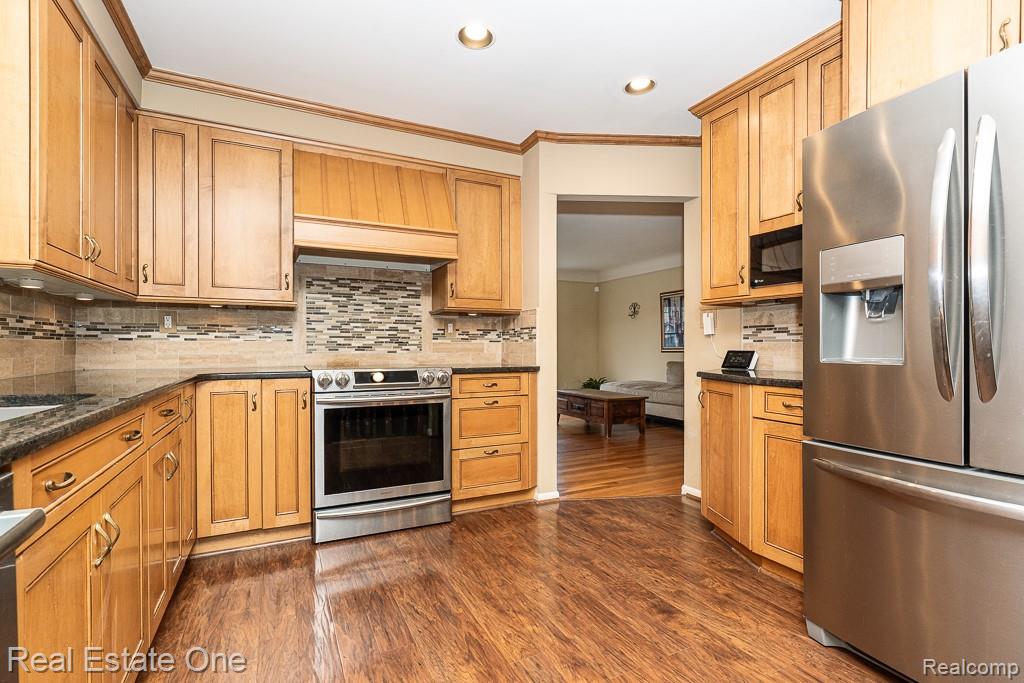 354 Reitman Court