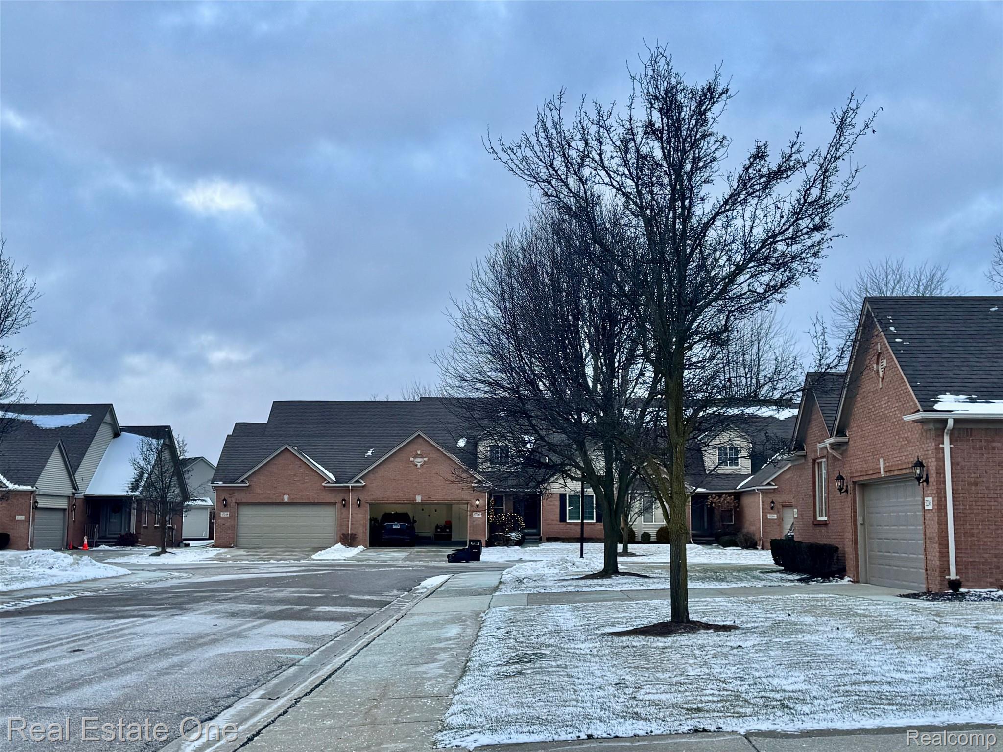 52210 S Gabriella Lane Unit: 39