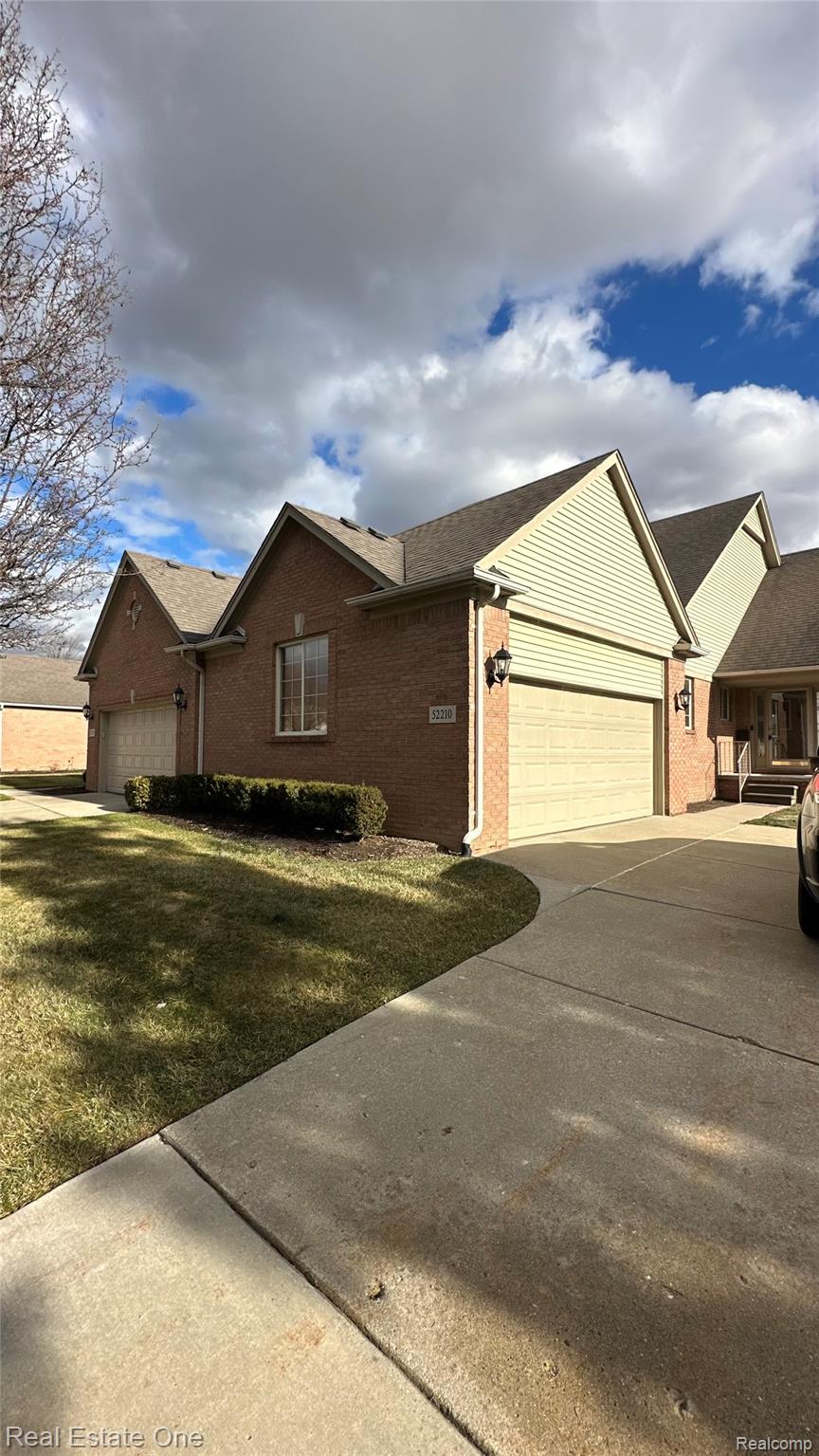 52210 S Gabriella Lane Unit: 39