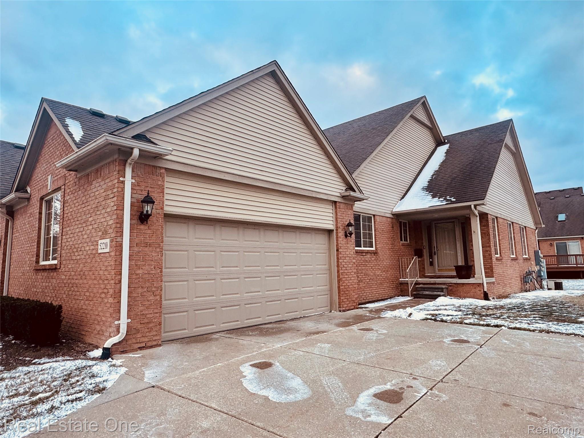 52210 S Gabriella Lane Unit: 39