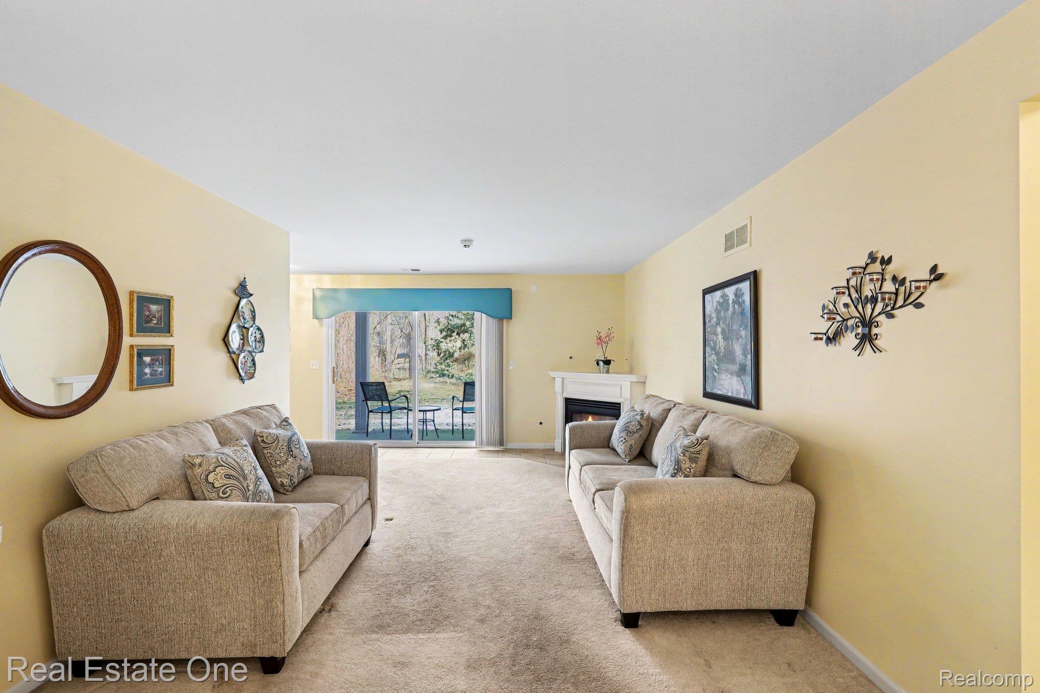 20975 Cooper Drive