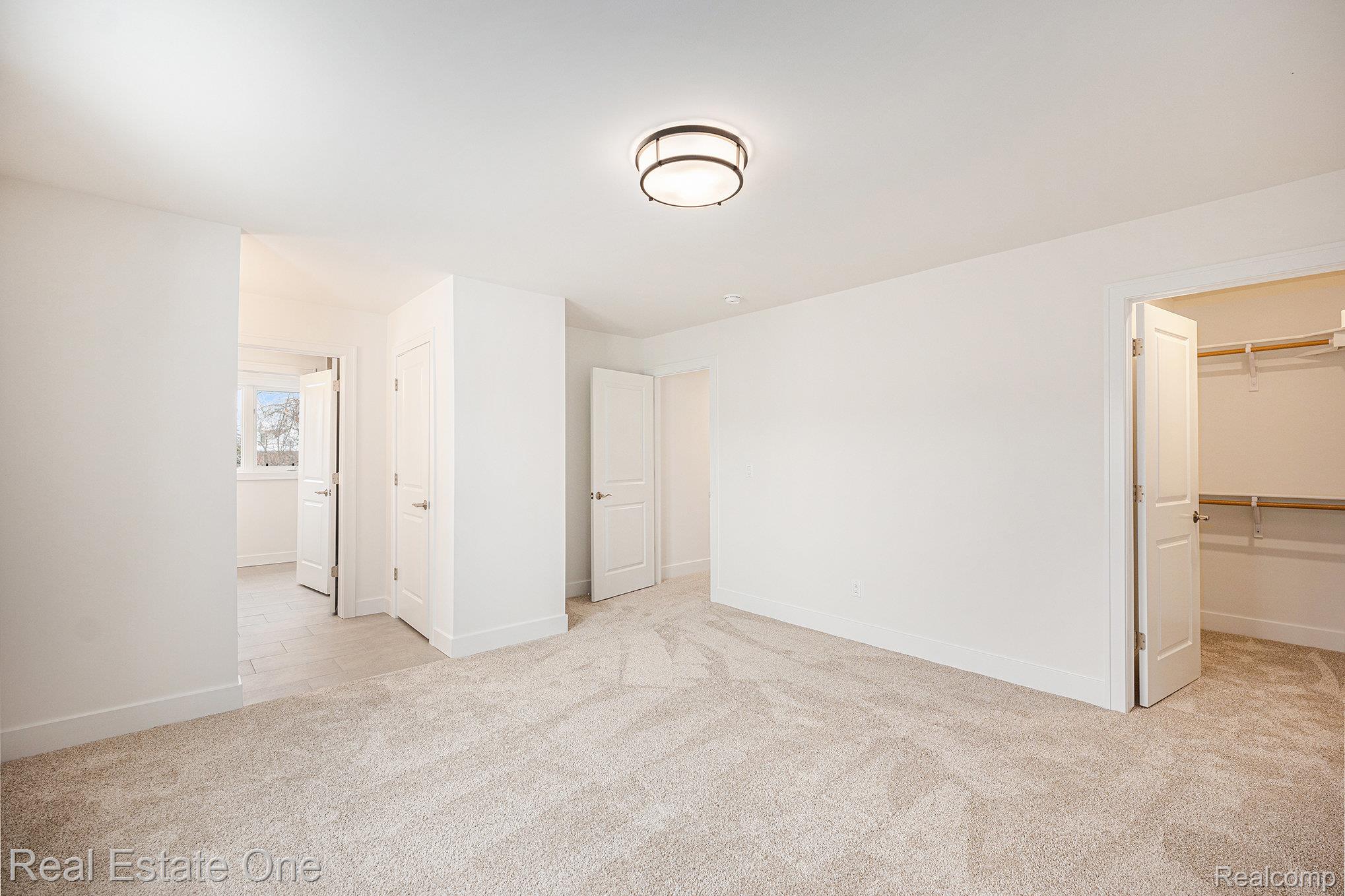 2423 BUCKTHORN Drive