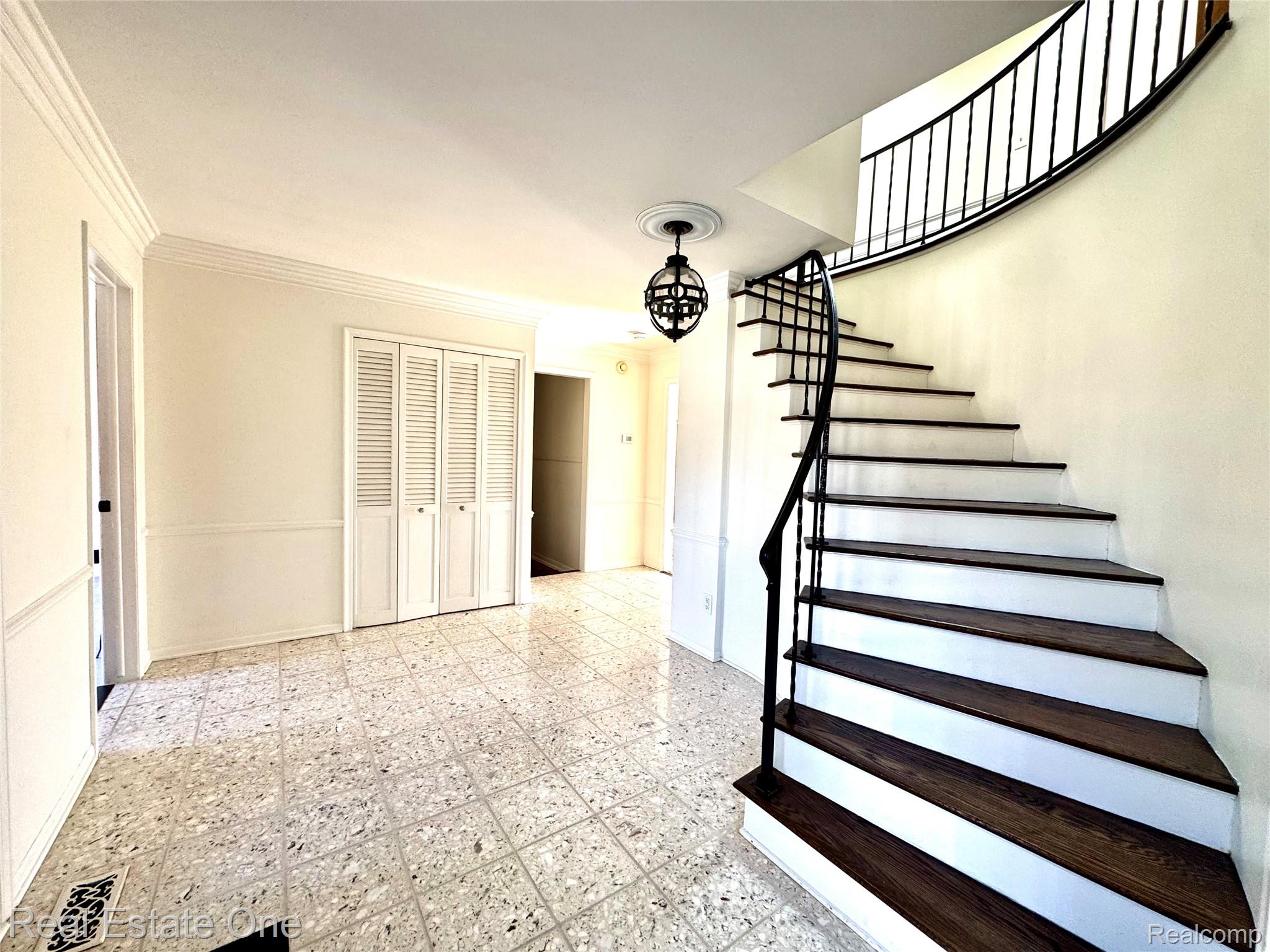 1811 Campus Court