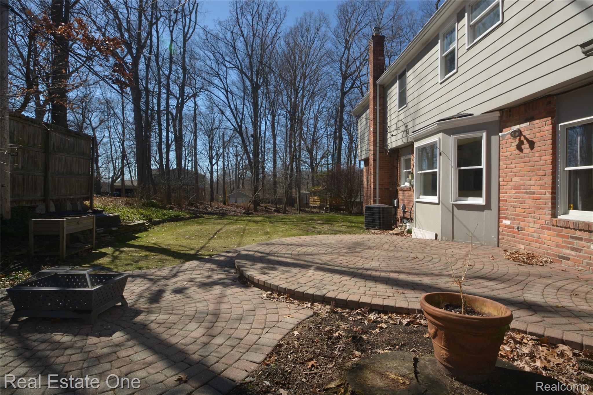 1811 Campus Court
