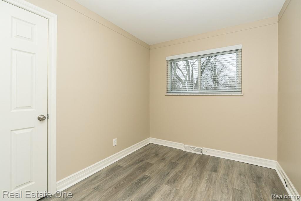 50709 Mile End Drive