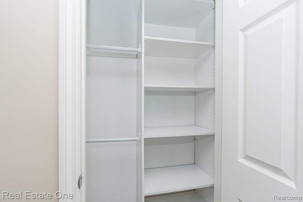 50709 Mile End Drive