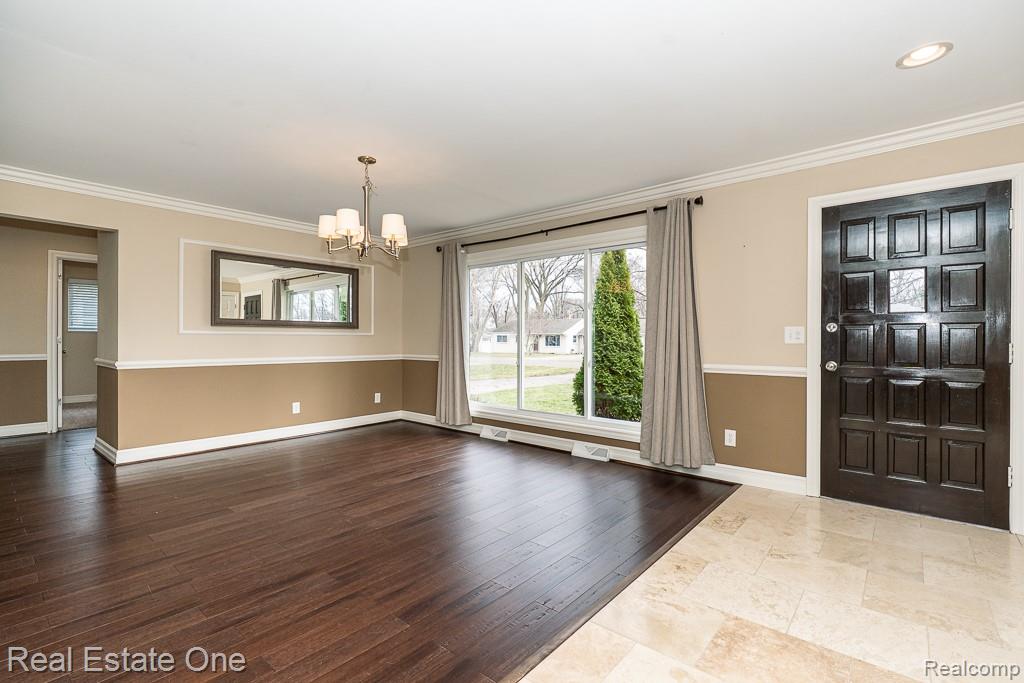 50709 Mile End Drive