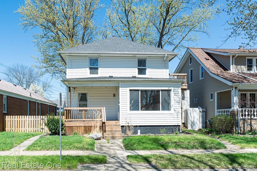 40 Moser Place