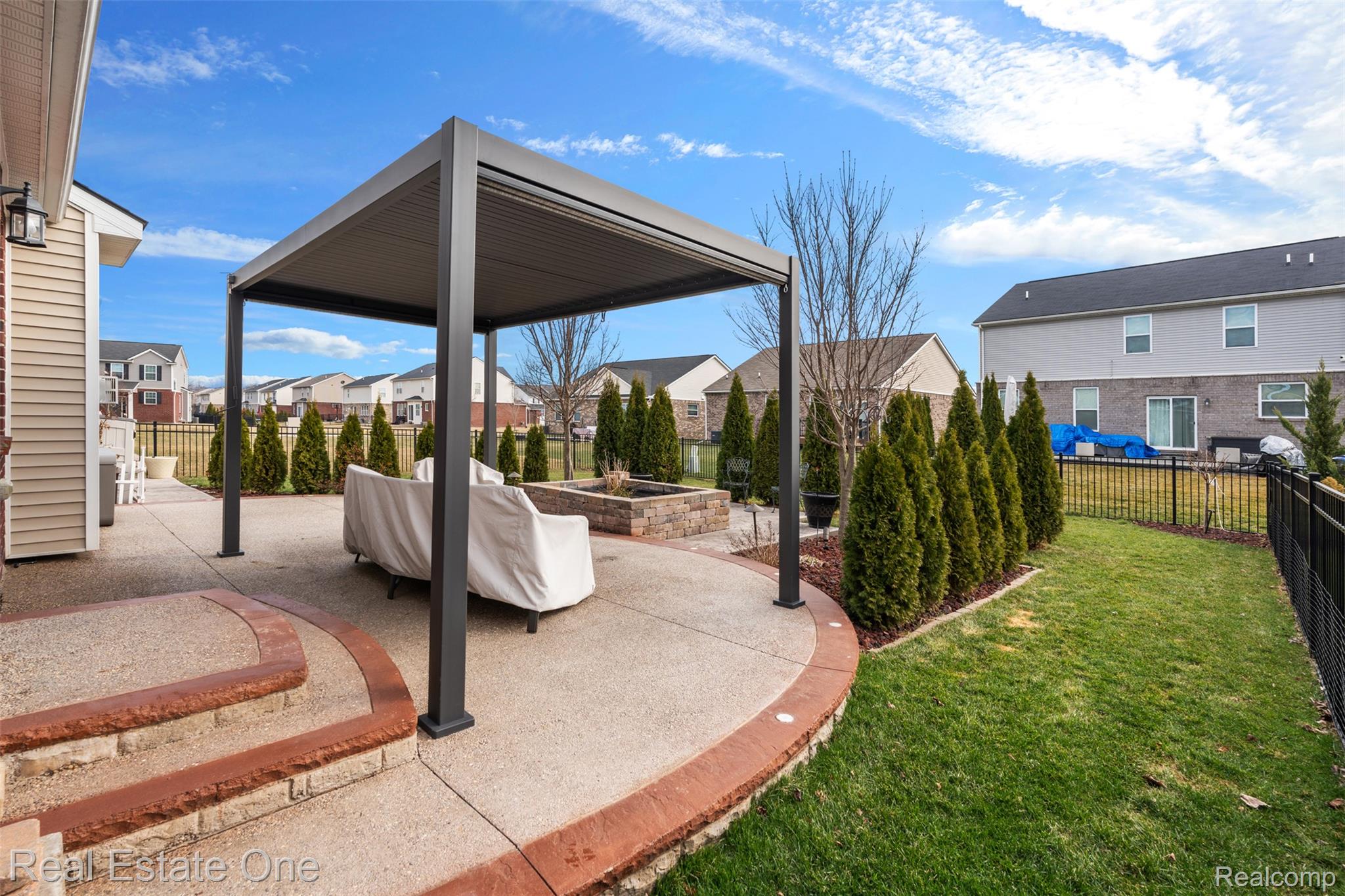 41186 Dortmund Drive
