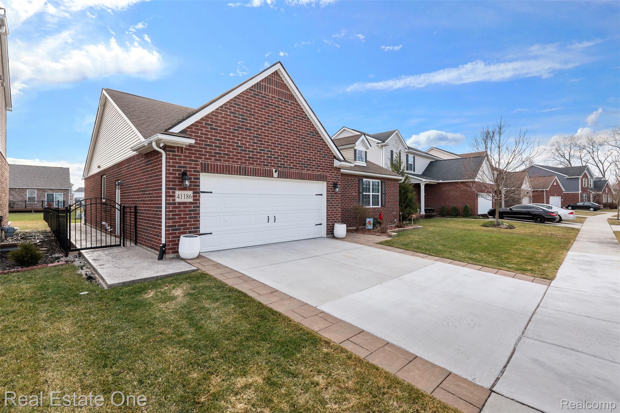 41186 Dortmund Drive