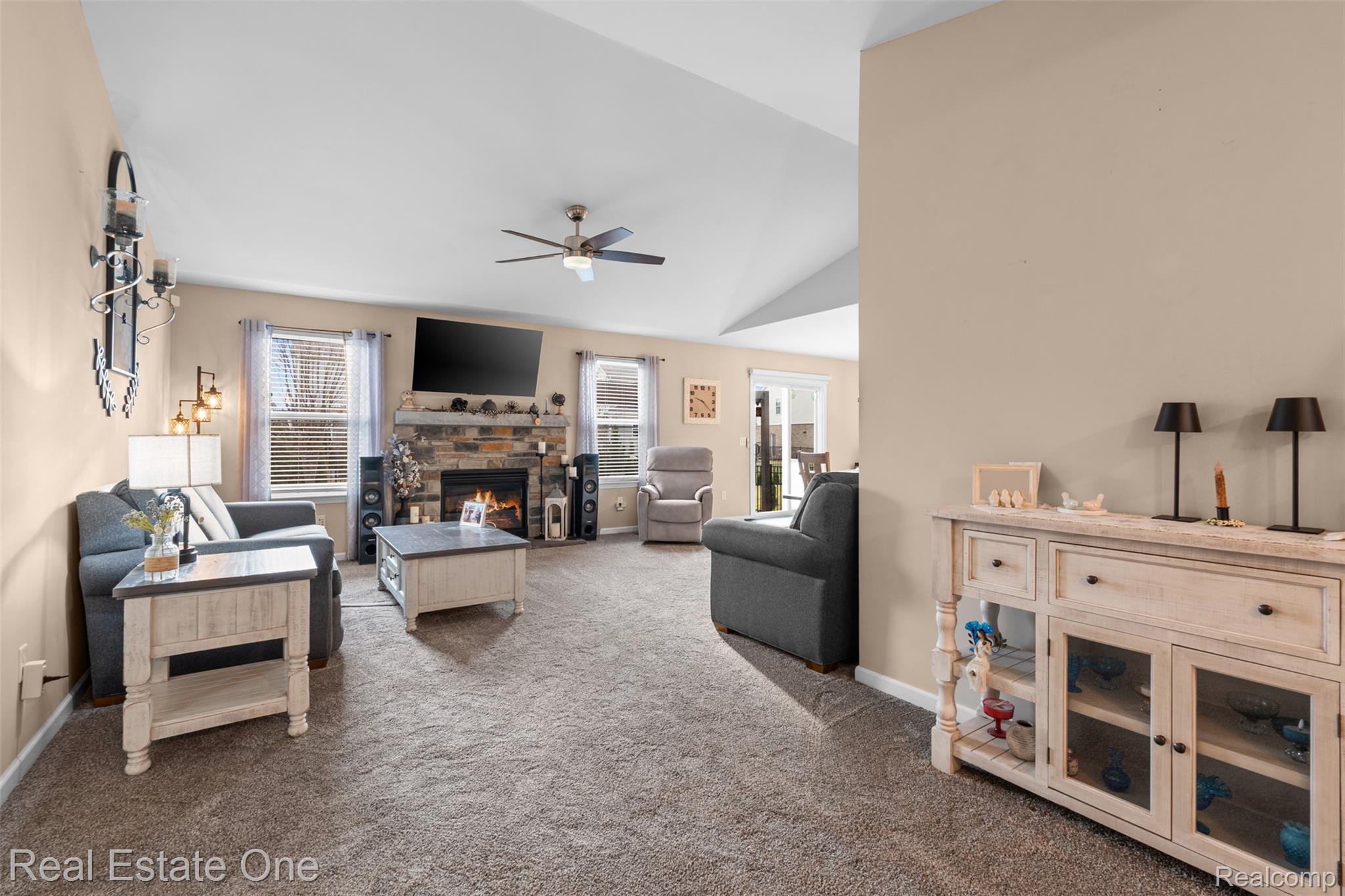 41186 Dortmund Drive