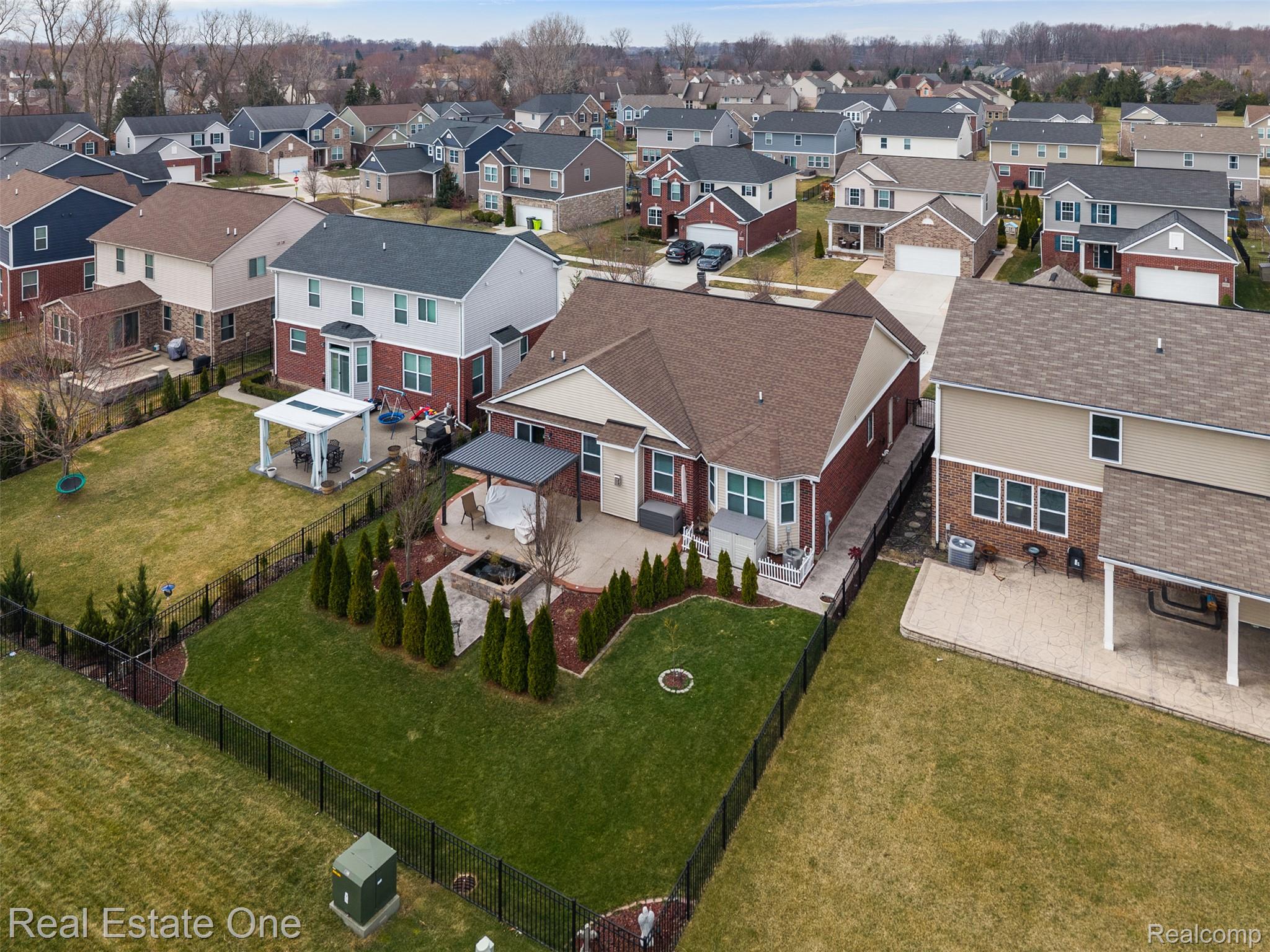 41186 Dortmund Drive