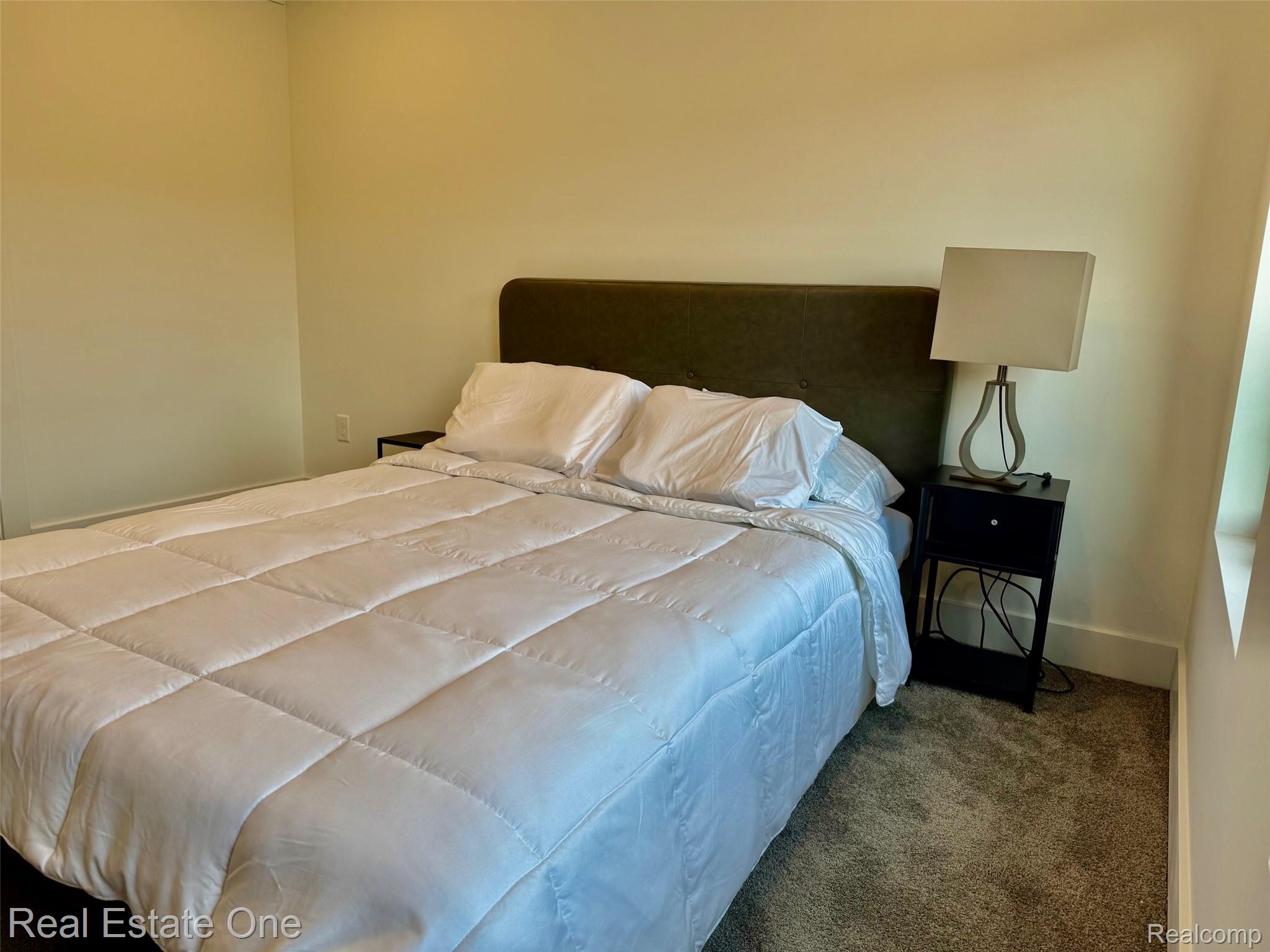 1547 Pallister Street Unit: 11