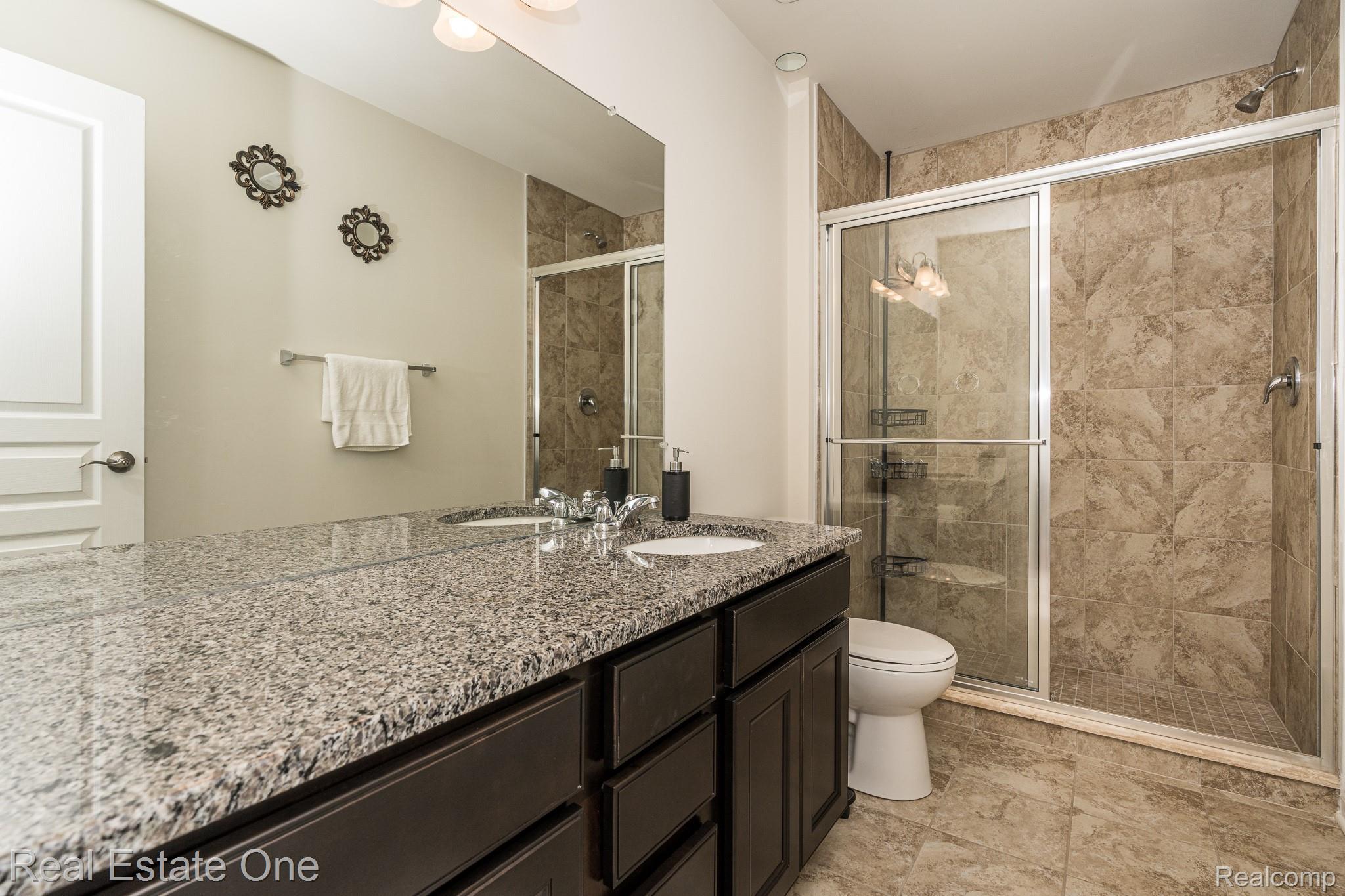 124 Oakland Crest Drive