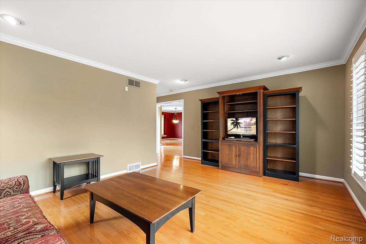 1672 Devonshire Drive