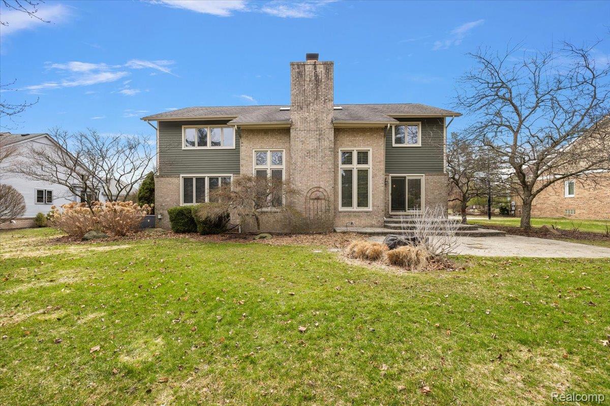 1672 Devonshire Drive
