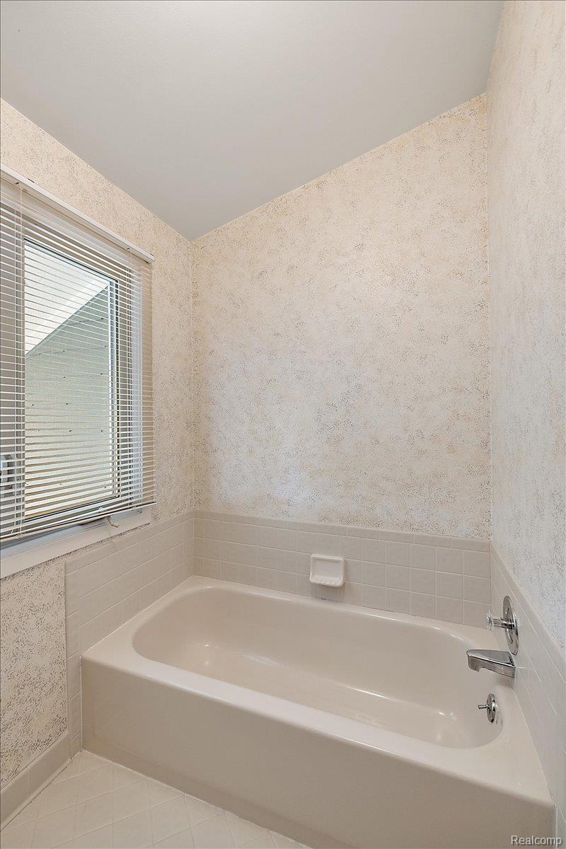 1672 Devonshire Drive
