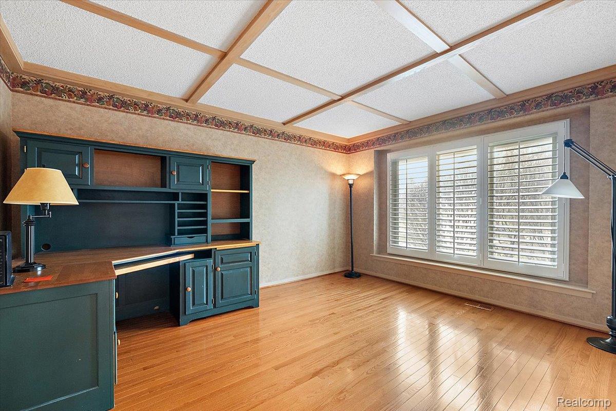 1672 Devonshire Drive
