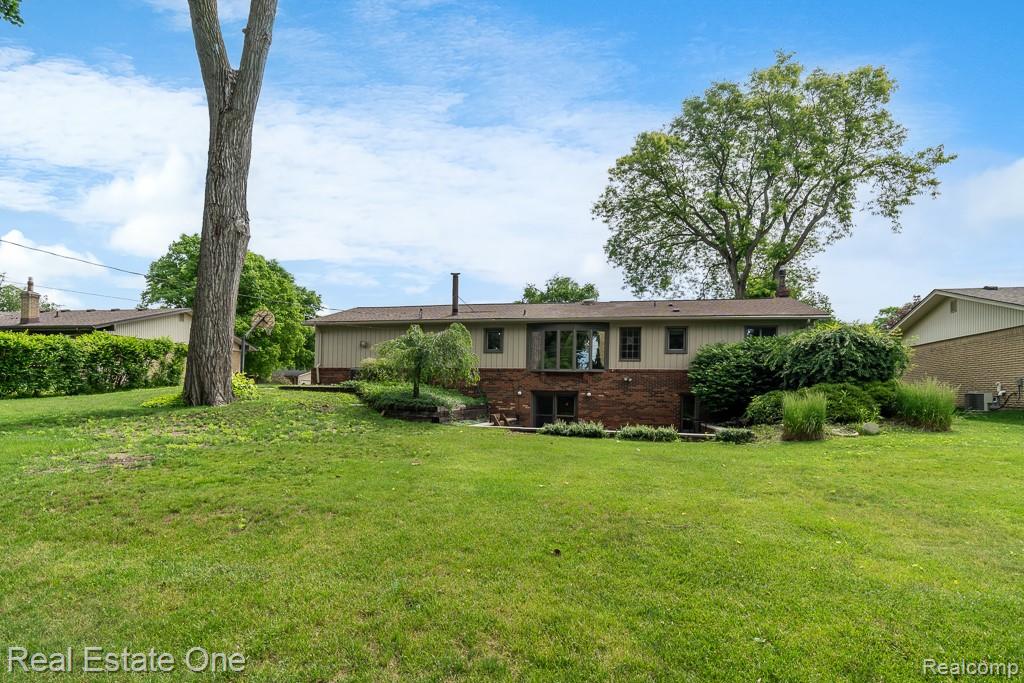 53081 Scenic Drive