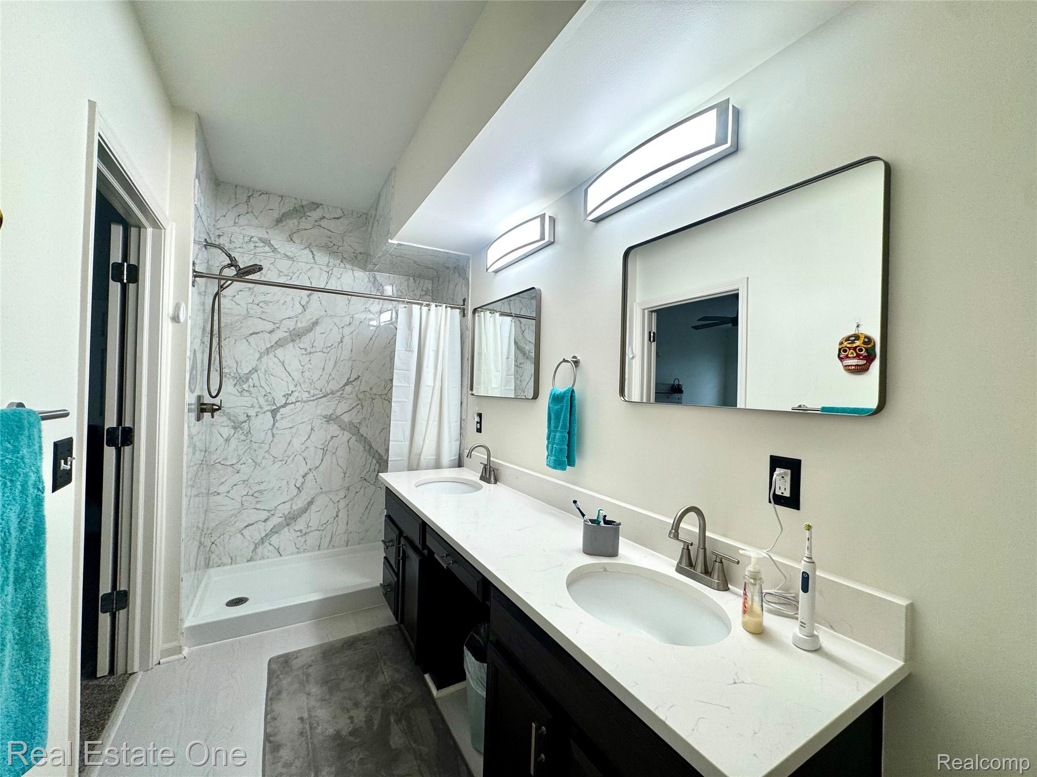 515 Dockside Circle Unit: 28