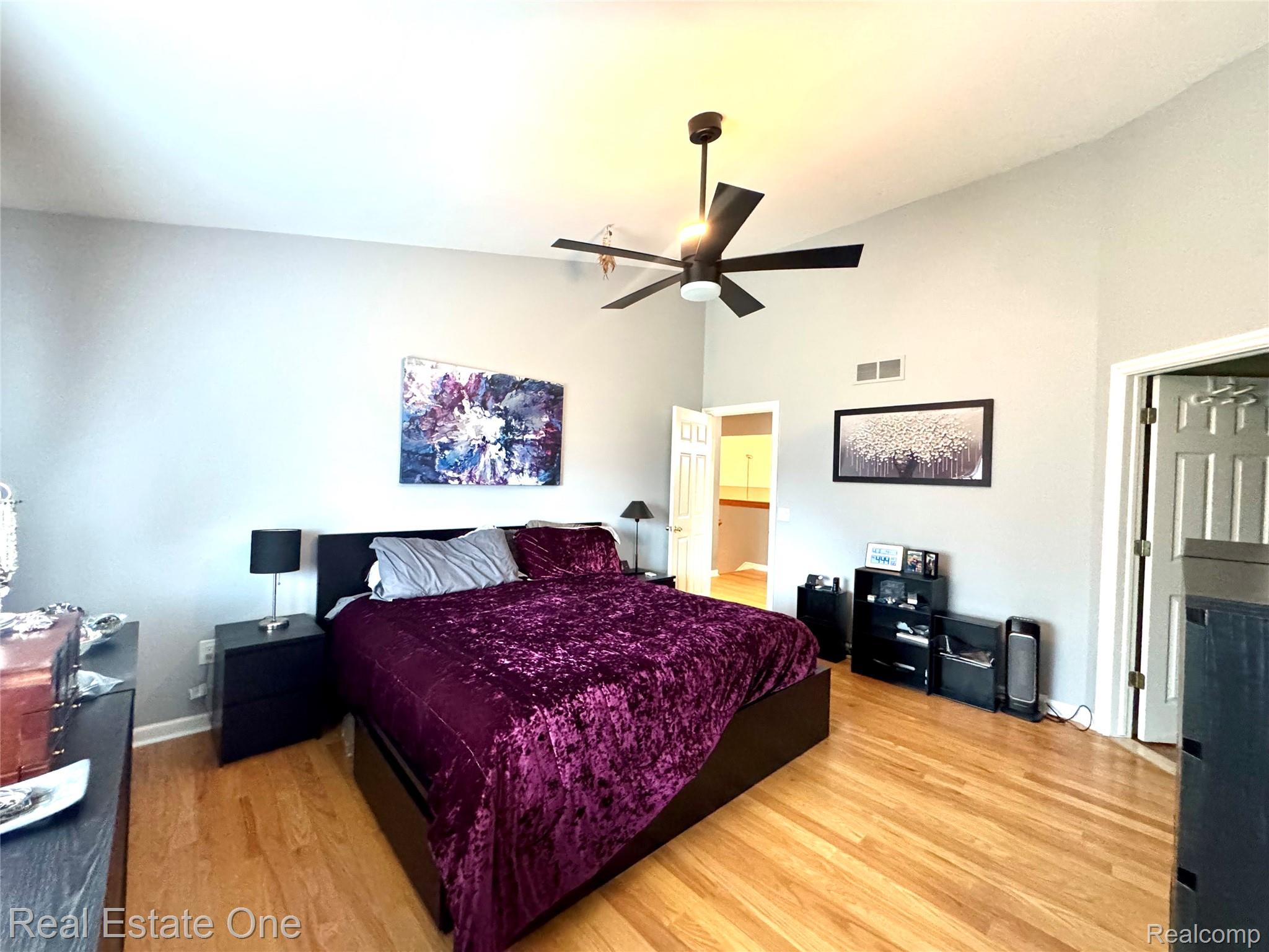 2171 Crystal Drive Unit: 28