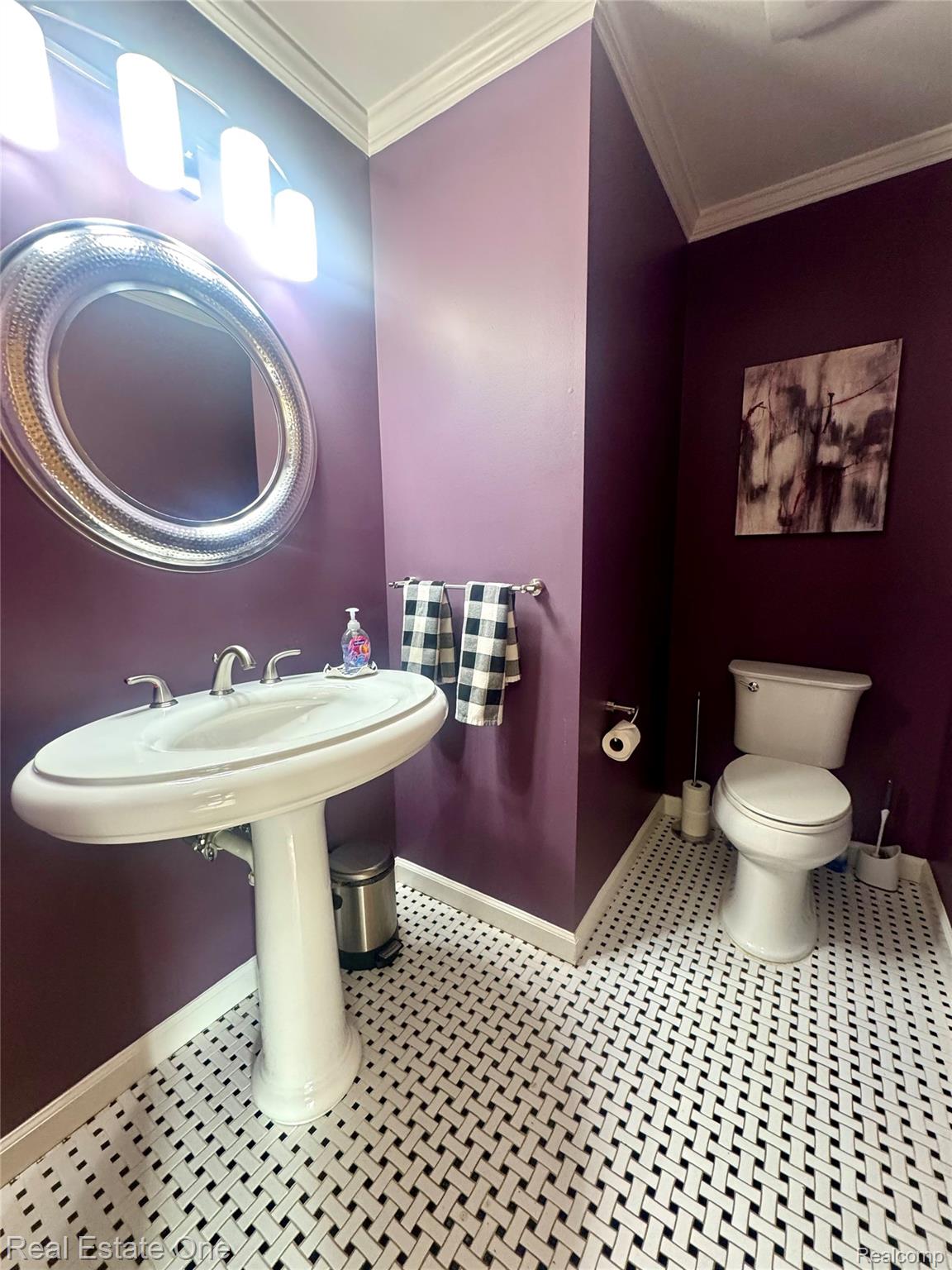 2171 Crystal Drive Unit: 28