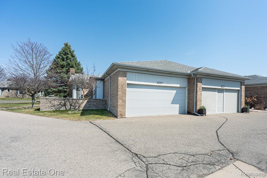 48790 Mill Bank Court