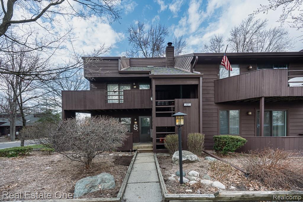205 E Jolly Road Unit: 1