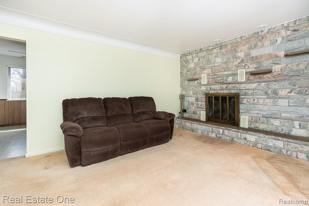 3161 Woodcrest Road