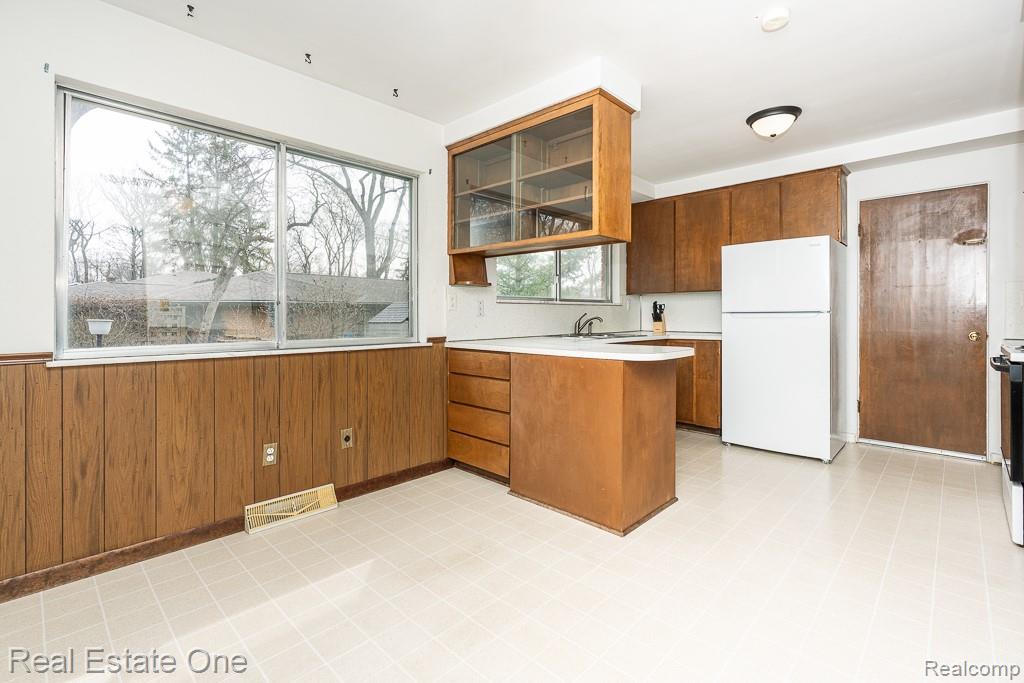 3161 Woodcrest Road