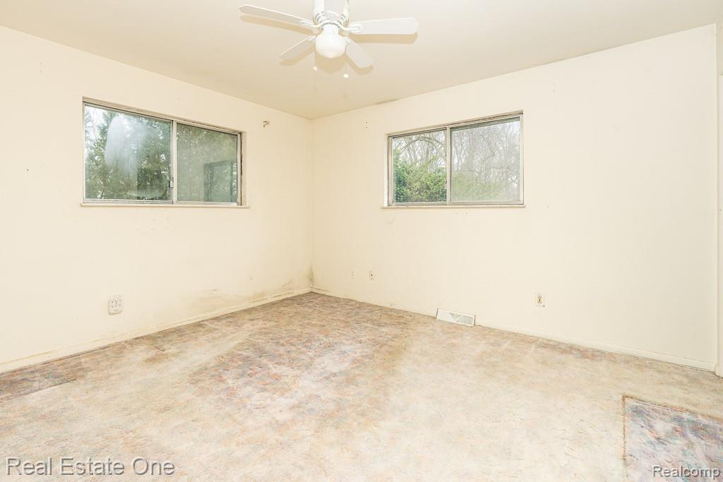 3161 Woodcrest Road