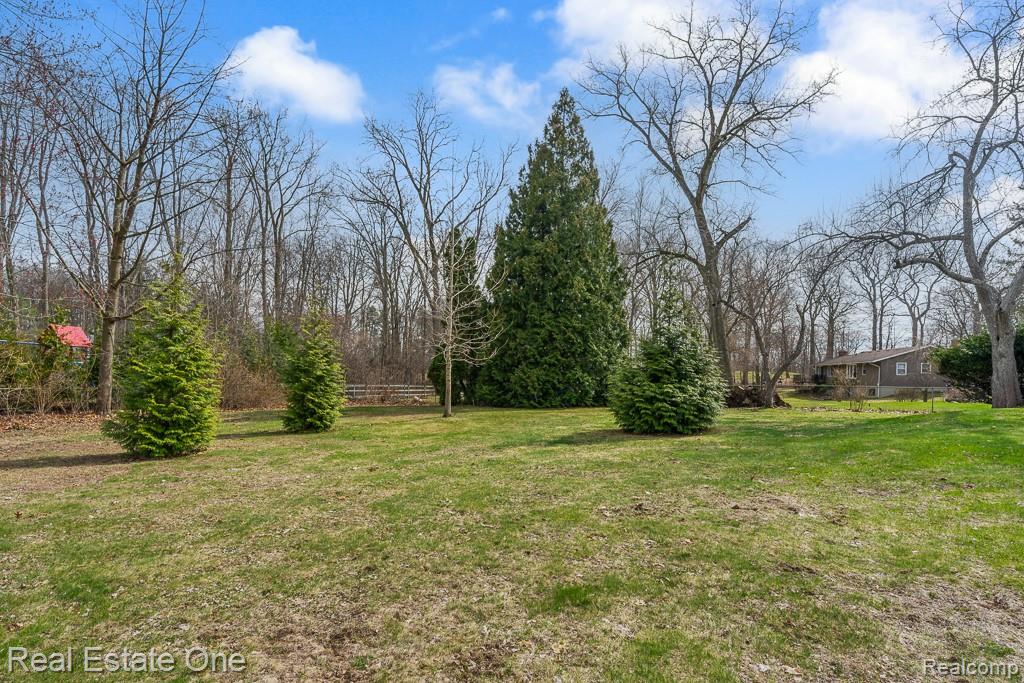 3161 Woodcrest Road