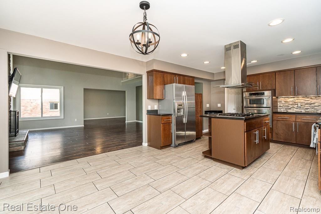 1323 Bembridge Drive